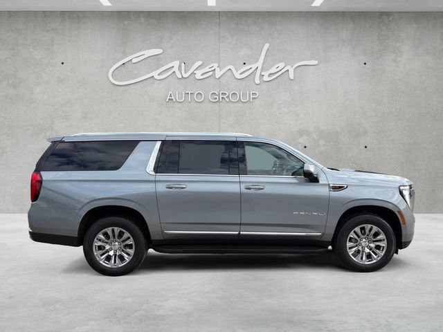 Used 2025 GMC Yukon XL Denali AWD/4WD image 17