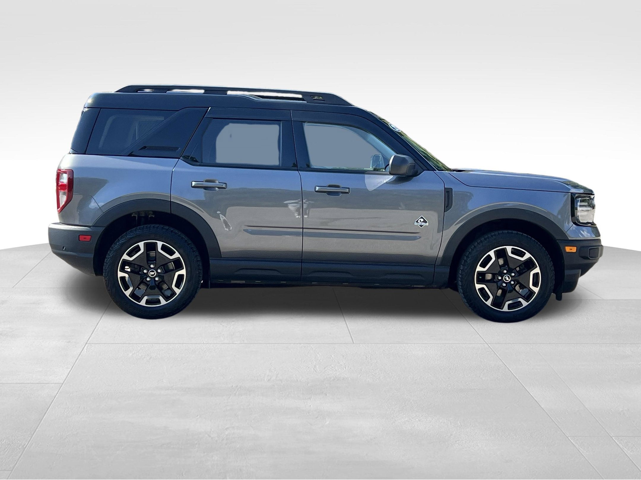 Used 2022 Ford Bronco Sport Outer Banks w/ Tech Package AWD/4WD image 5