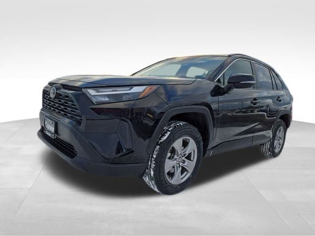 Used 2023 Toyota RAV4 XLE image 5