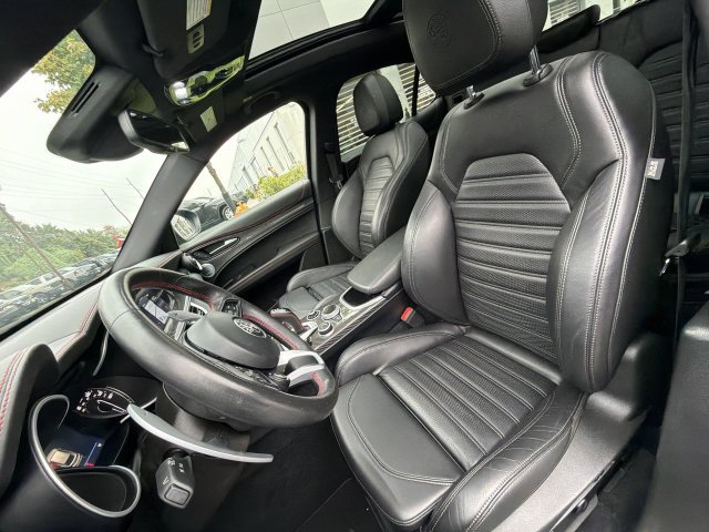Used 2023 Alfa Romeo Stelvio Estrema AWD/4WD image 15