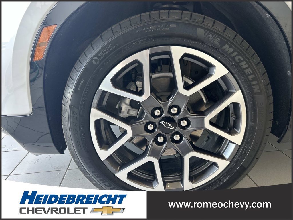 Used 2025 Chevrolet Blazer RS w/ Enhanced Convenience Package AWD/4WD image 7