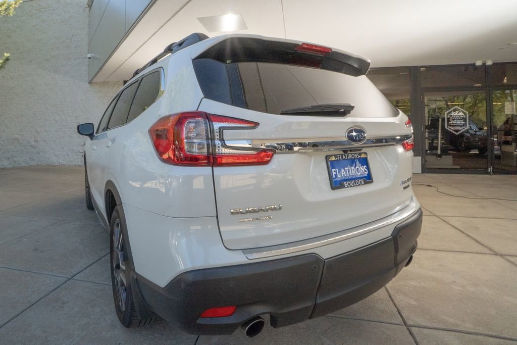 Used 2024 Subaru Ascent Limited w/ Technology Package AWD/4WD image 5