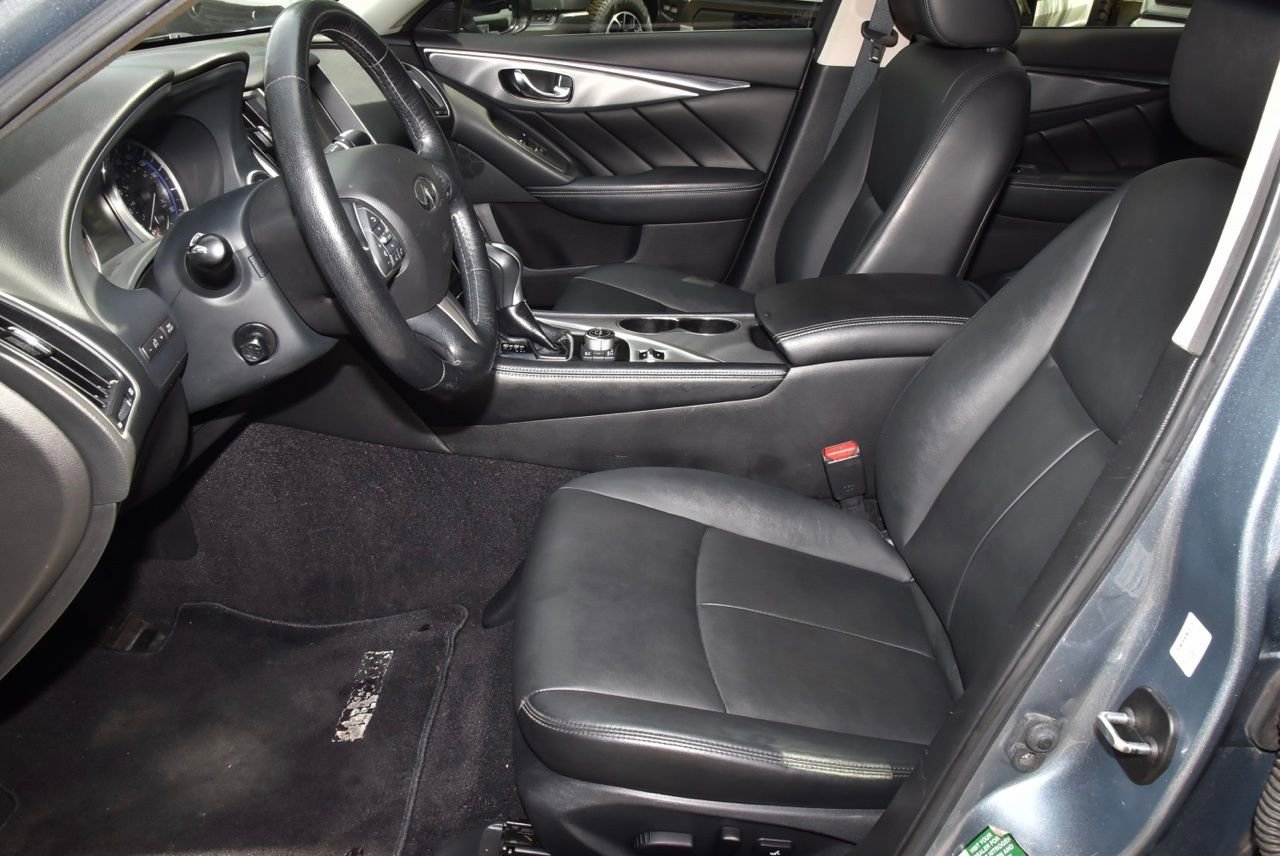 Used 2016 INFINITI Q50 3.0t Premium w/ Driver Assistance Package image 13