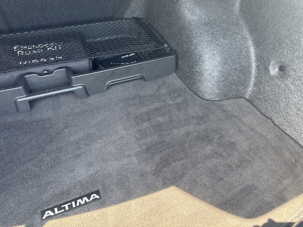 Used 2023 Nissan Altima 2.5 SR w/ SR Premium Package image 49