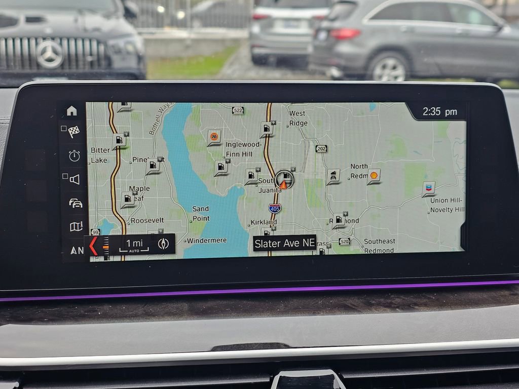 Used 2018 BMW M550i xDrive image 14