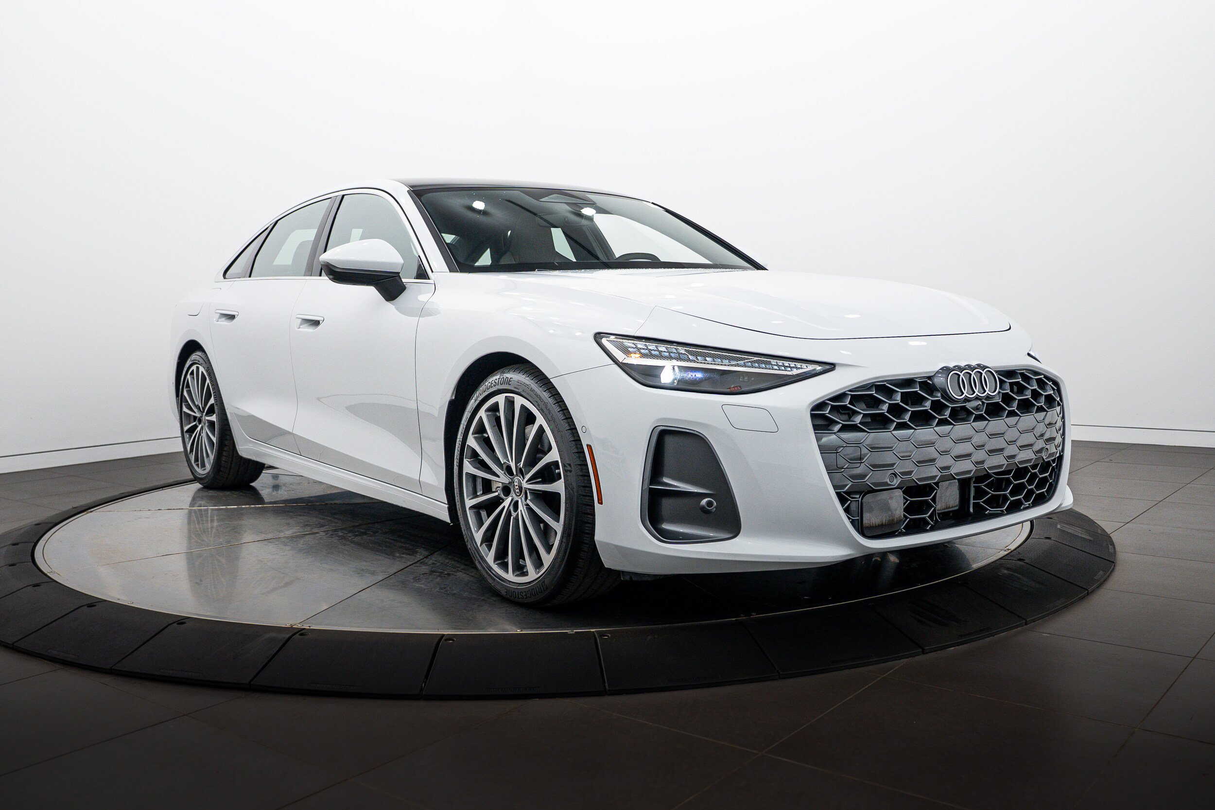 Certified 2026 Audi A6 Prestige w/ Audi Exclusive Design Package AWD/4WD image 2