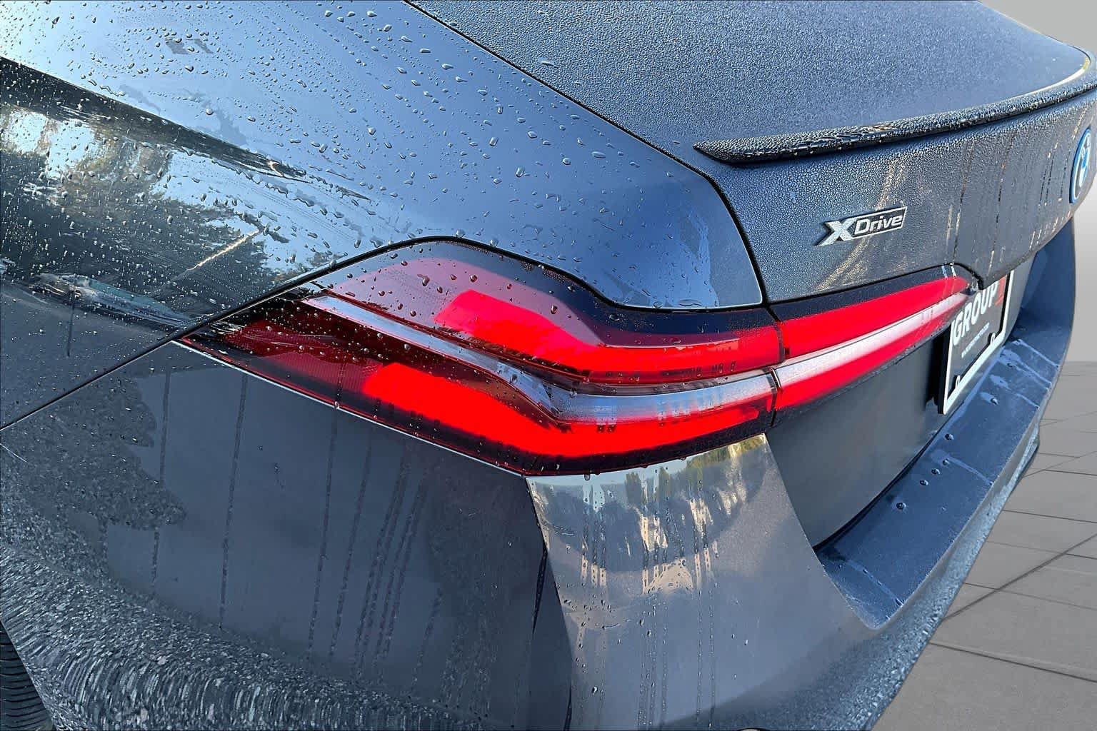Used 2026 BMW 550e xDrive AWD/4WD image 29