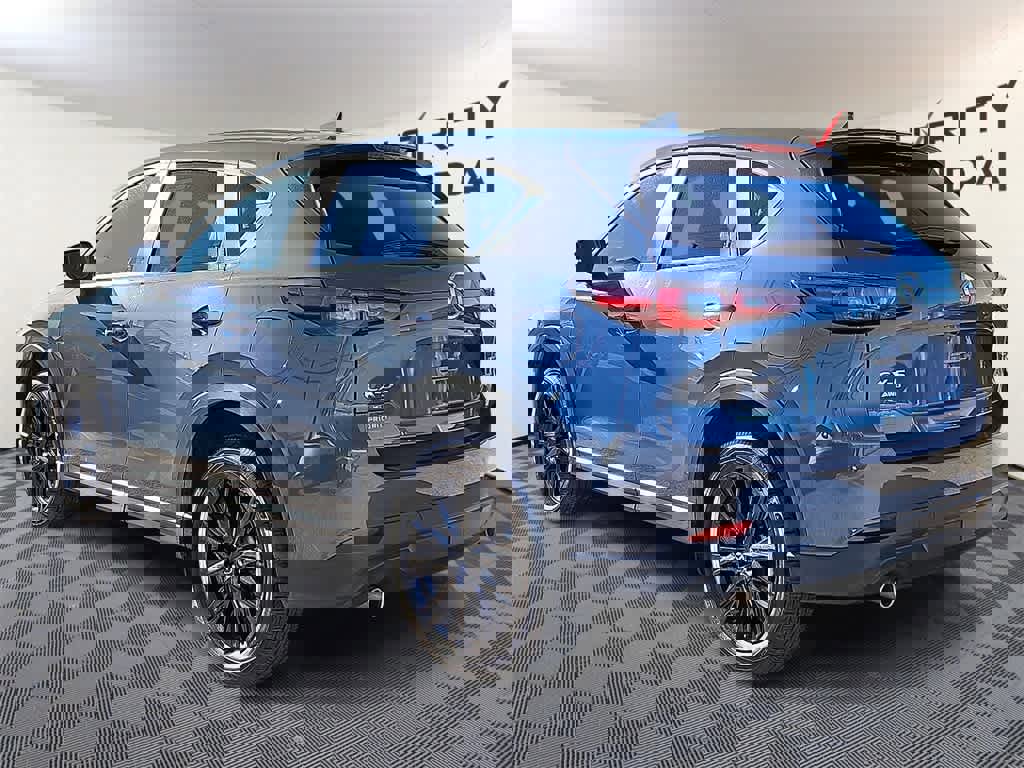 Used 2024 MAZDA CX-5 Carbon Edition image 5