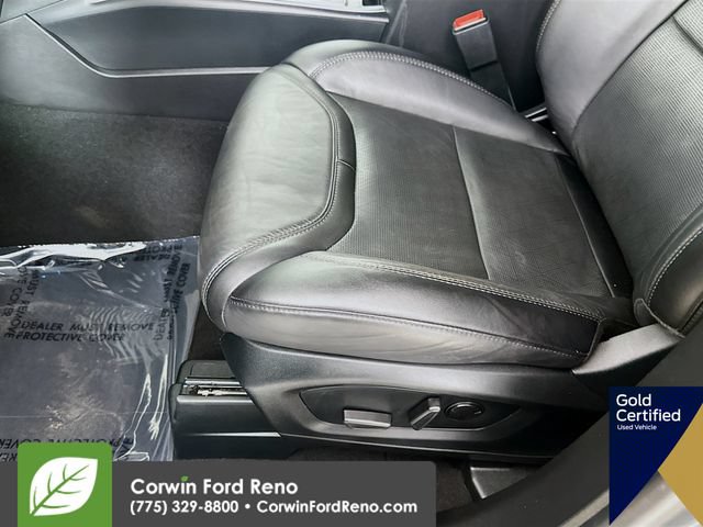 Certified 2024 Ford Explorer Platinum w/ Technology Package AWD/4WD image 24