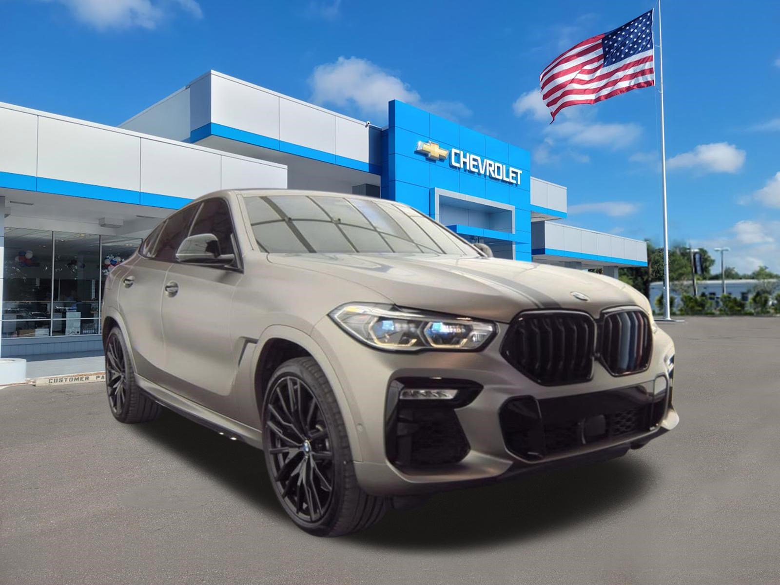 Used 2020 BMW X6 M50i w/ Executive Package AWD/4WD image 31