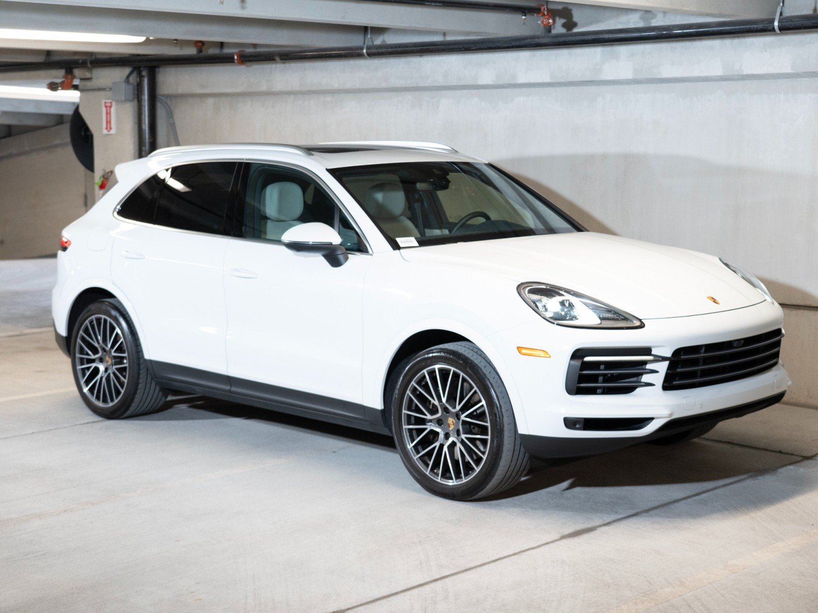 Certified 2023 Porsche Cayenne AWD/4WD image 7
