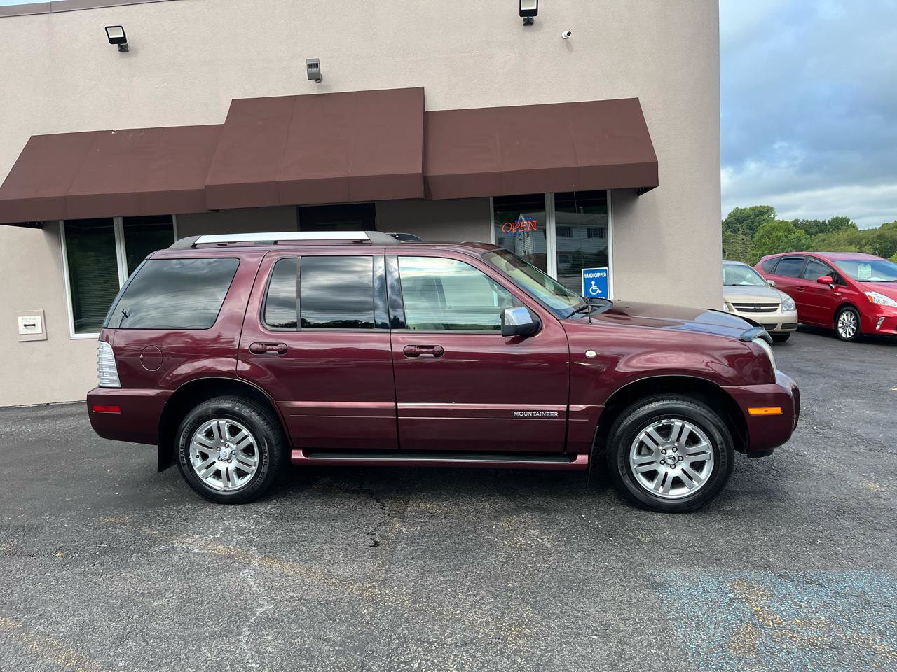 Used 2007 Mercury Mountaineer Premier AWD/4WD image 4
