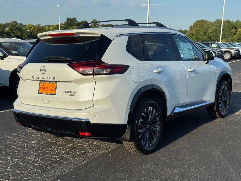 New 2026 Nissan Rogue Platinum AWD/4WD image 3