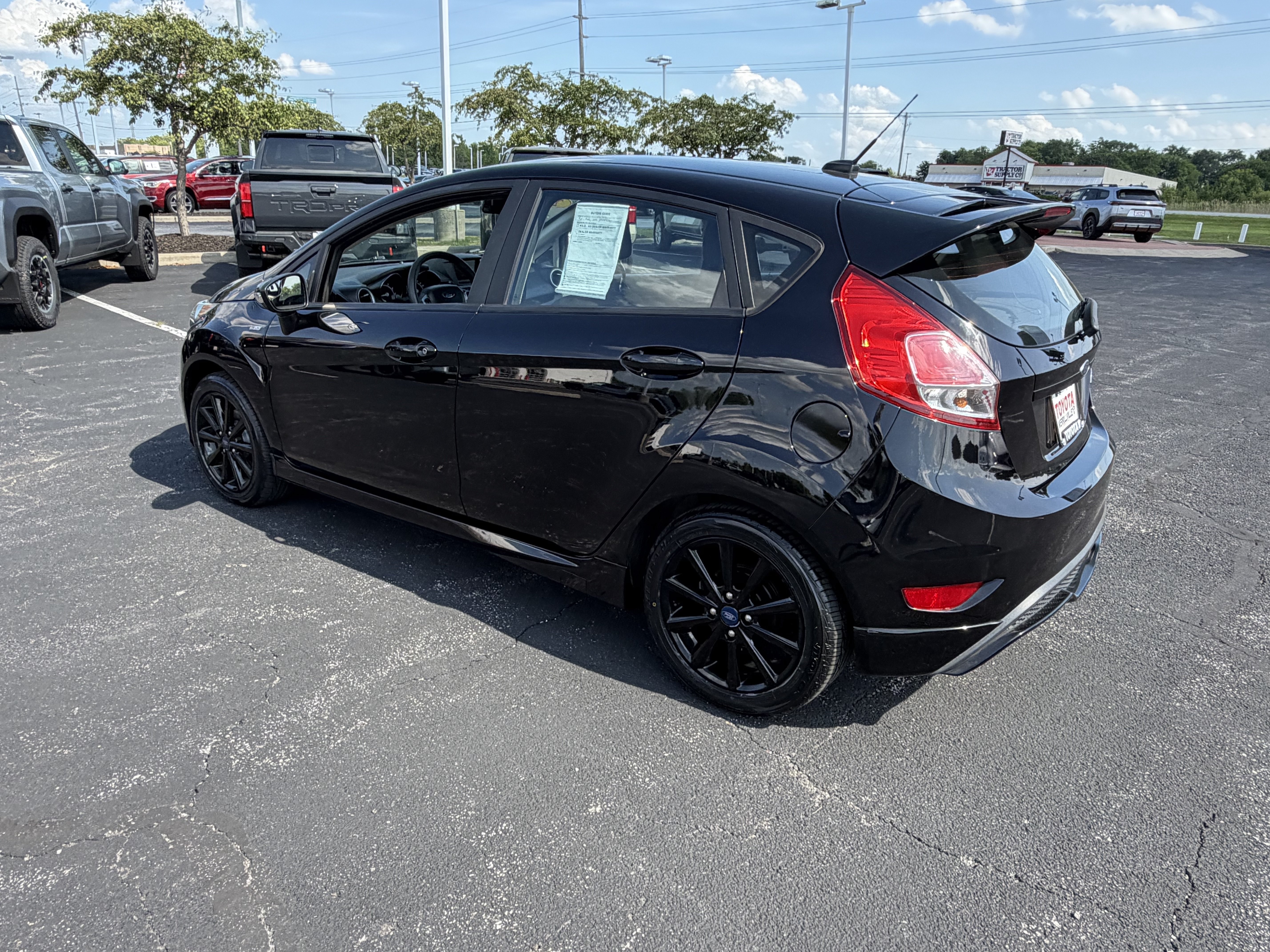 Used 2019 Ford Fiesta ST-Line w/ ST Line Cold Weather Package FWD image 7