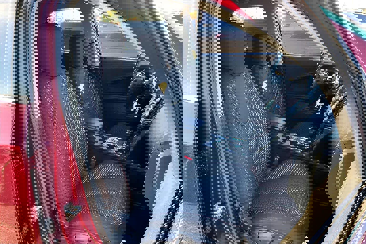 Used 2017 Chevrolet Equinox LT w/ Convenience Package image 8