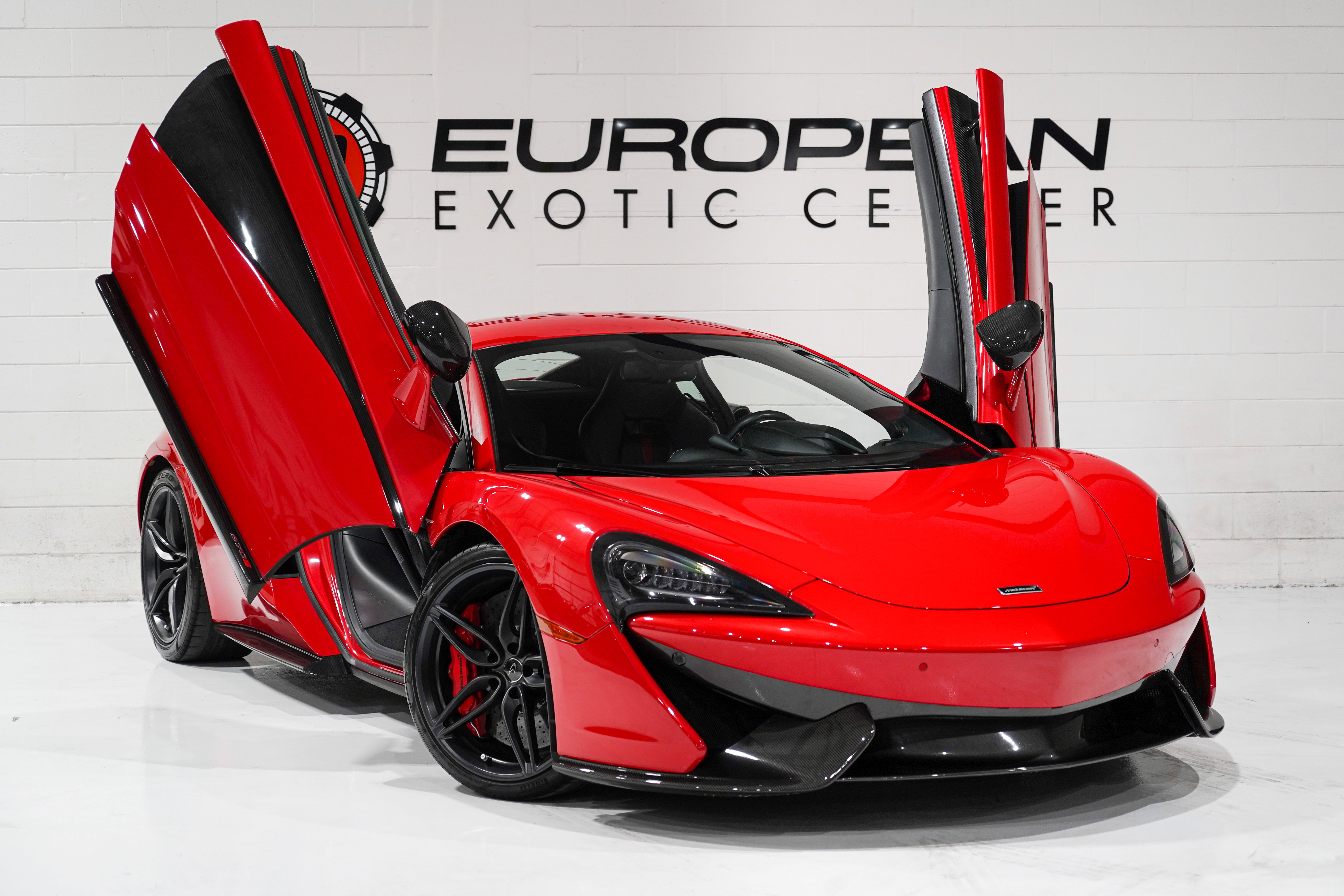 Used 2017 McLaren 570S Coupe RWD image 5