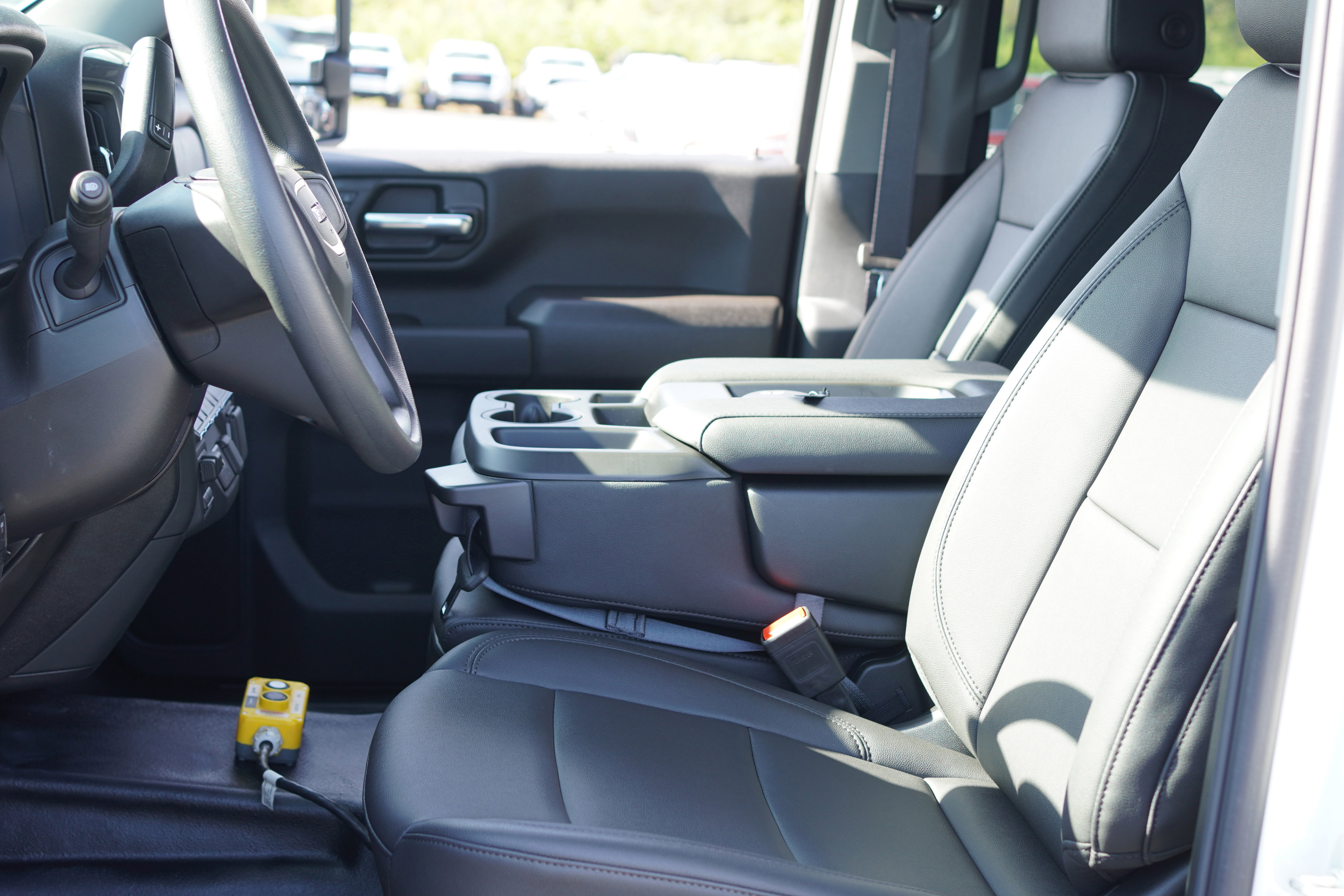 New 2025 GMC Sierra 3500 Pro w/ Convenience Package image 29