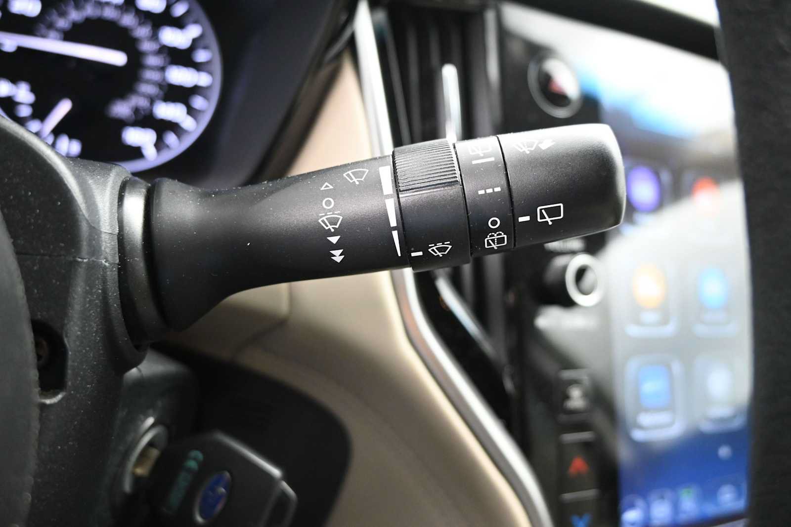 Used 2022 Subaru Outback Premium AWD/4WD image 15