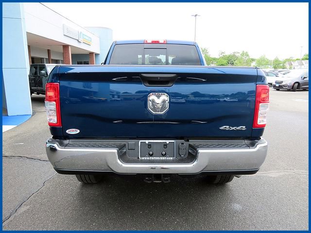 Used 2024 RAM 2500 Tradesman w/ Chrome Appearance Group AWD/4WD image 6