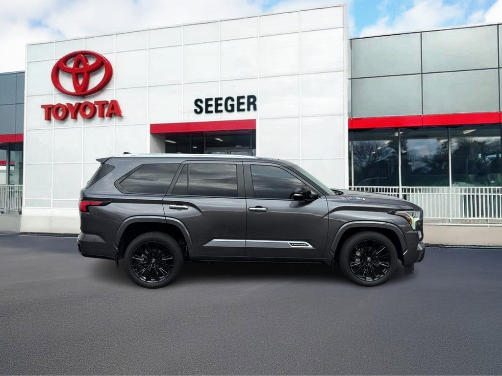 Used 2024 Toyota Sequoia Capstone video 2