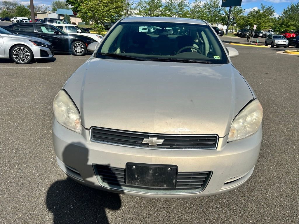 Used 2008 Chevrolet Impala LT FWD image 2