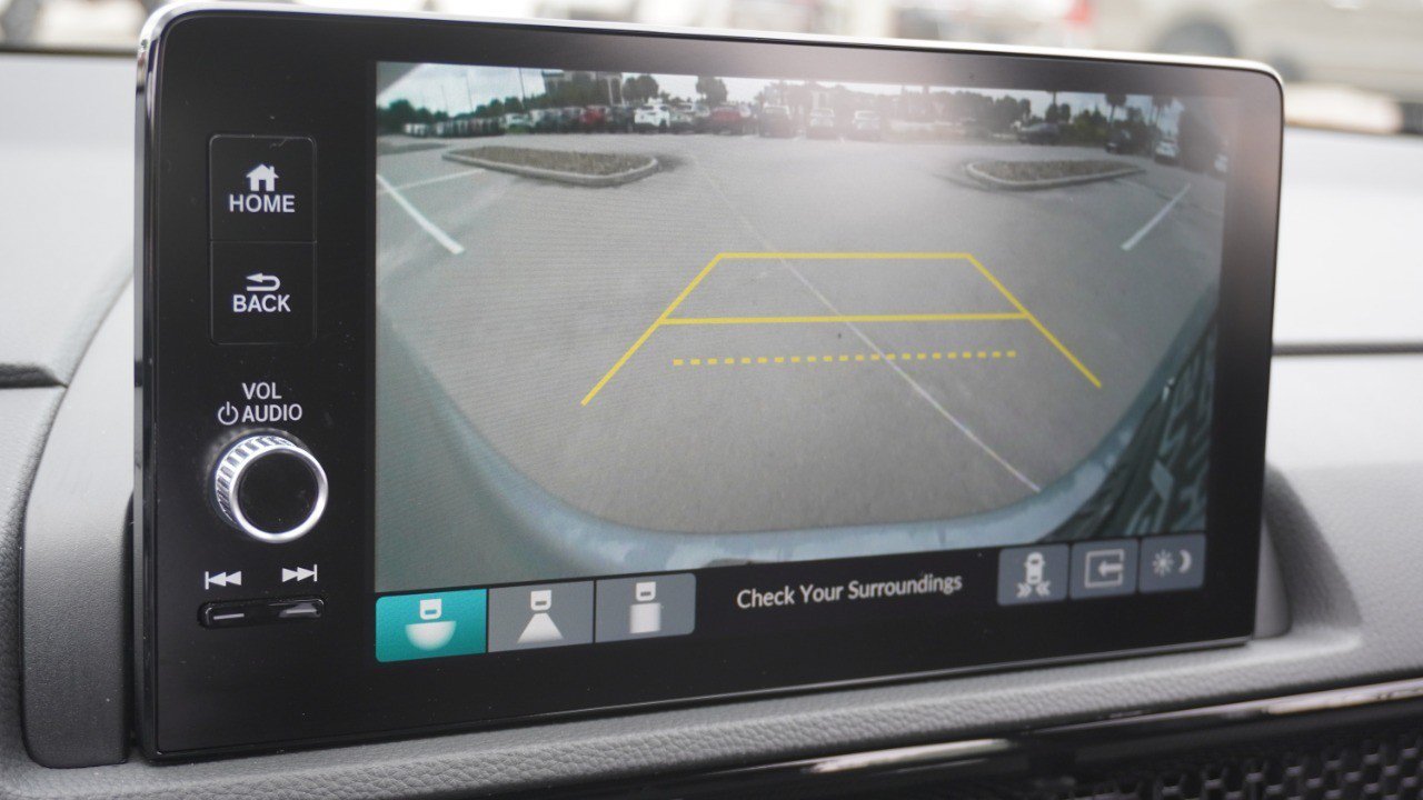 Used 2025 Honda CR-V Sport Touring image 18