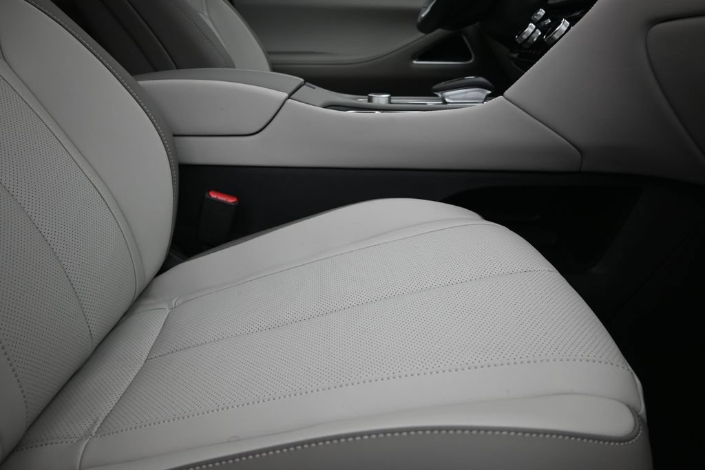 New 2027 INFINITI QX60 Luxe w/ Cargo Package FWD image 26