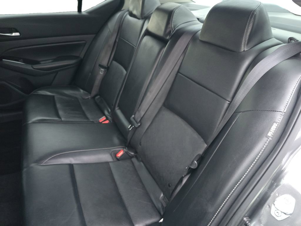 Used 2024 Nissan Altima 2.5 SL image 14