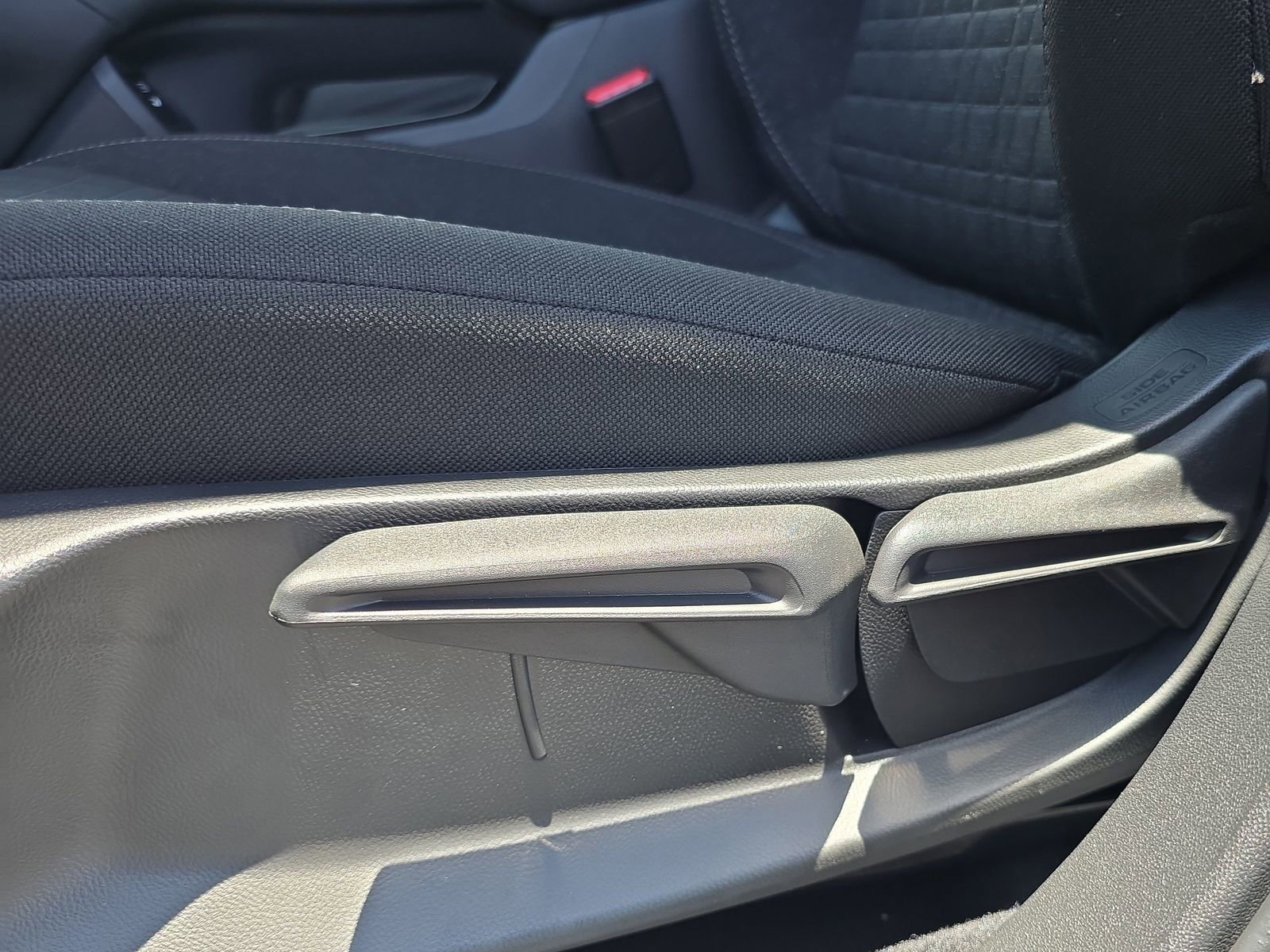 New 2026 Honda HR-V LX image 20