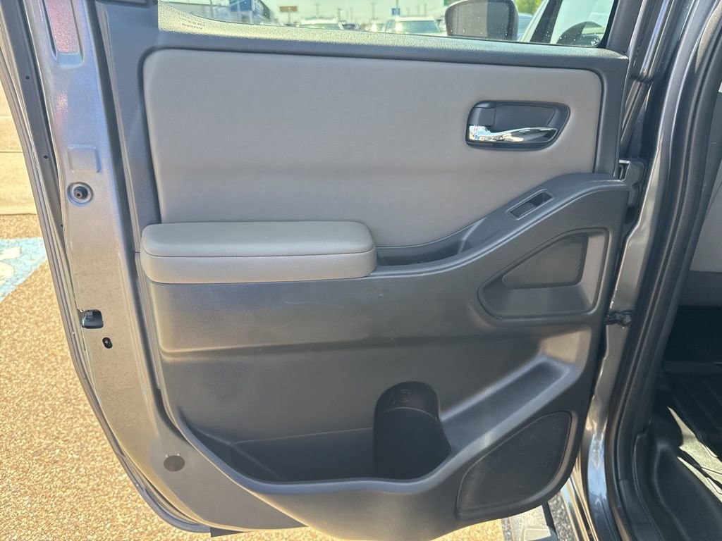 Used 2022 Nissan Frontier SV w/ Technology Package AWD/4WD image 28