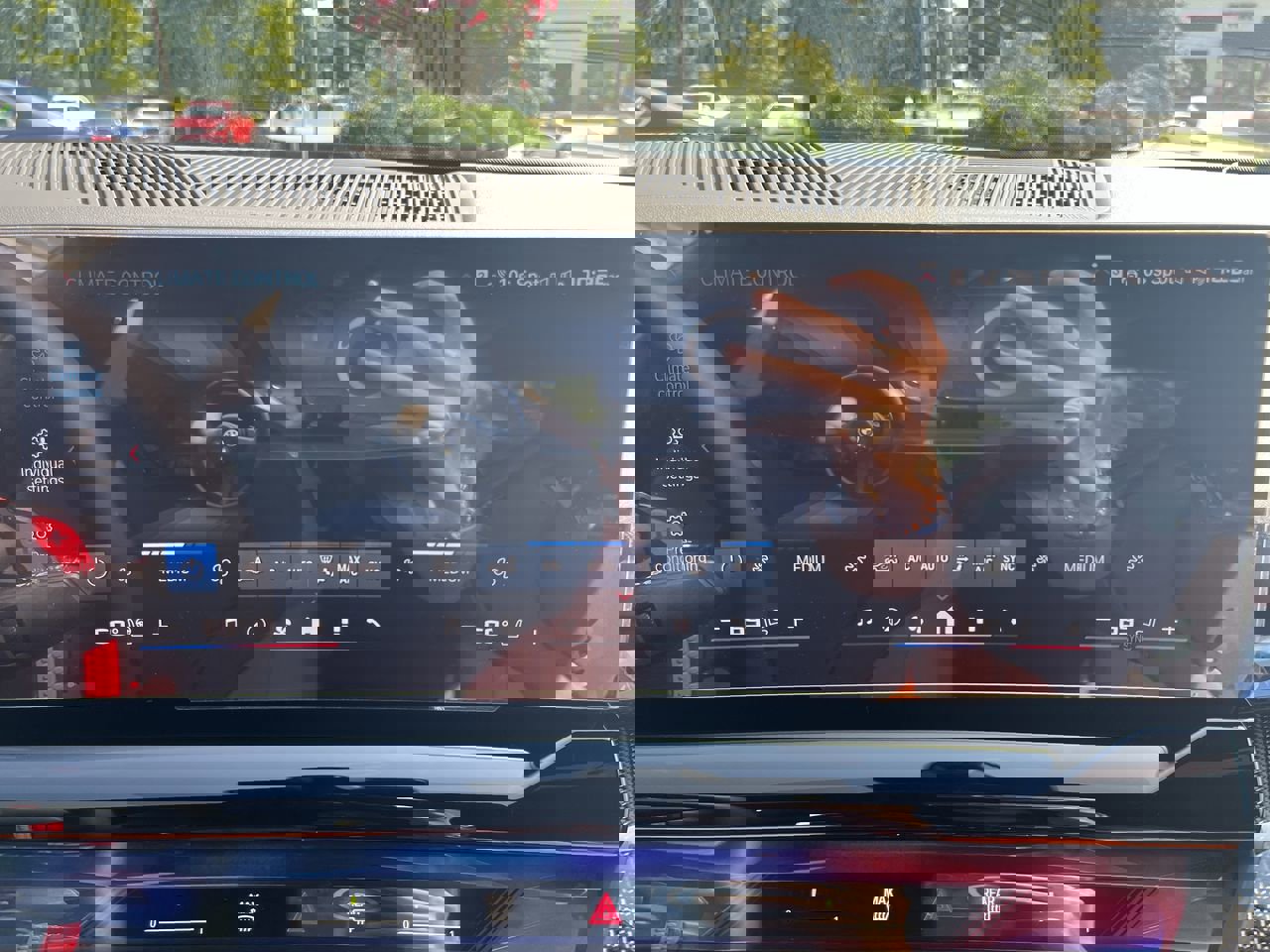 New 2026 BMW M5 w/ Carbon Package image 27