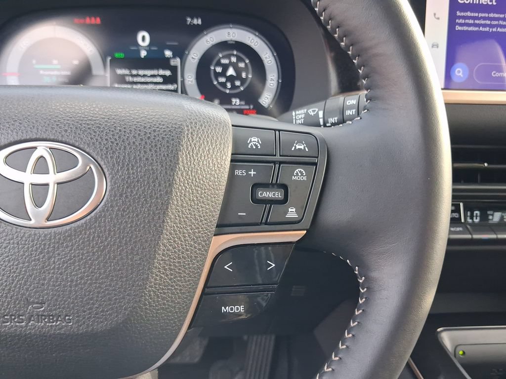 Used 2025 Toyota Crown Signia AWD/4WD image 20