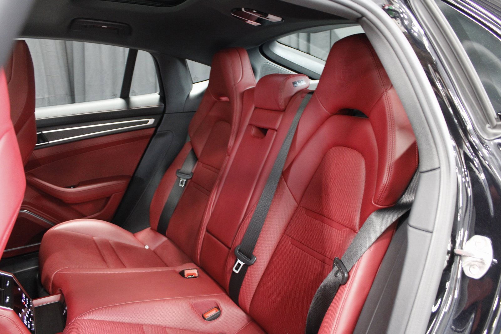 Certified 2022 Porsche Panamera 4 Platinum Edition image 19