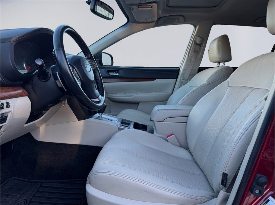 Used 2014 Subaru Outback 2.5i Limited image 9