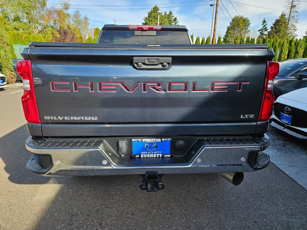 Used 2020 Chevrolet Silverado 3500 LTZ w/ LTZ Premium Package image 5