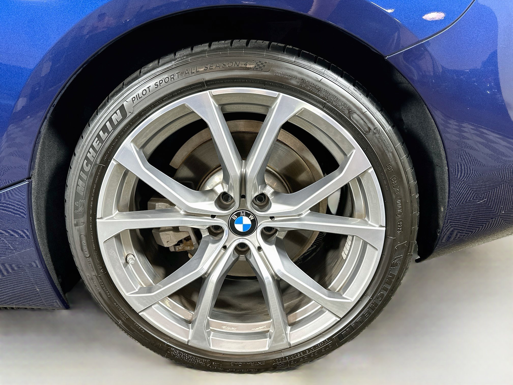 Used 2019 BMW Z4 sDrive30i w/ Executive Package RWD image 25