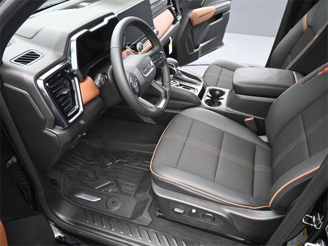 New 2025 GMC Canyon AT4 image 9