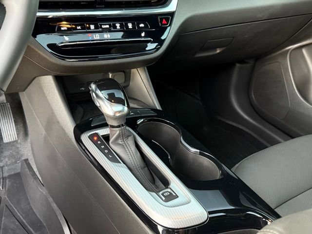 Used 2025 Buick Envista Avenir image 22