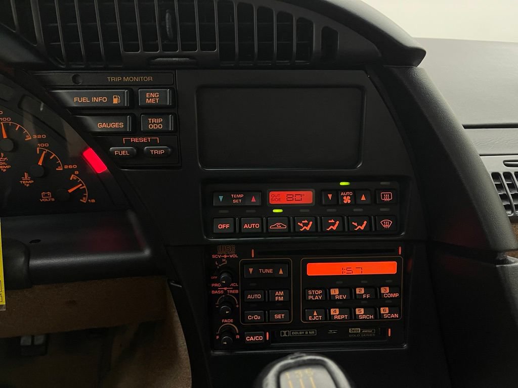 Used 1992 Chevrolet Corvette Convertible RWD image 26