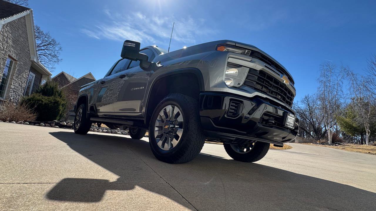 Used 2024 Chevrolet Silverado 2500 Custom w/ Custom Value Package image 26