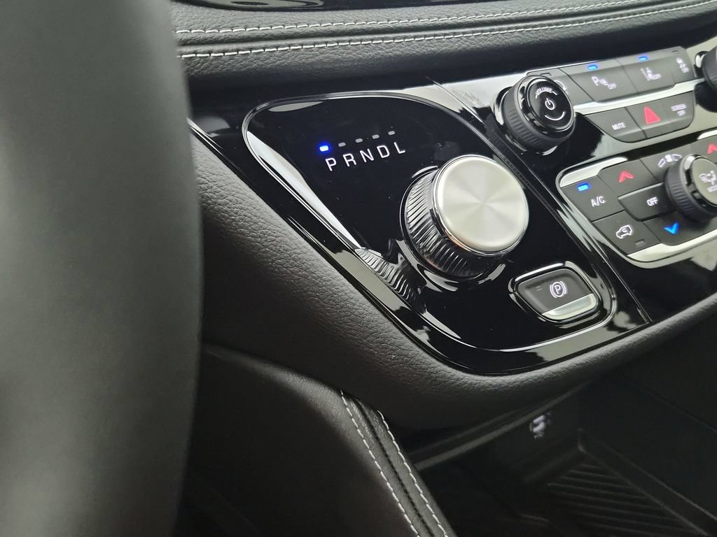 New 2027 Chrysler Pacifica Limited AWD/4WD image 27