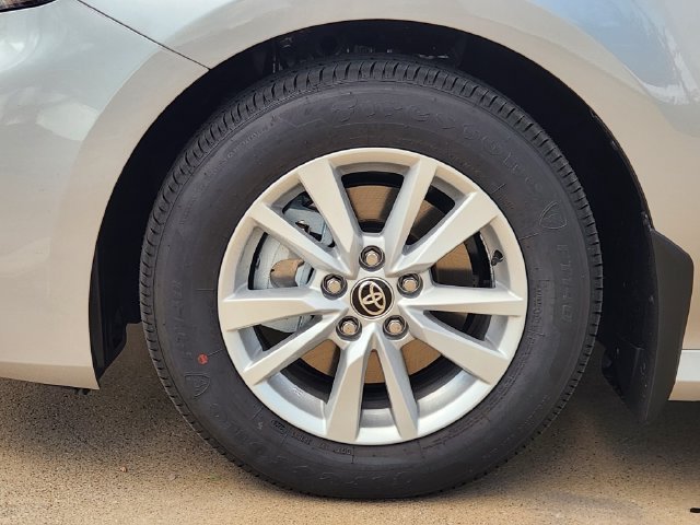 New 2026 Toyota Camry LE w/ Convenience Package FWD image 8