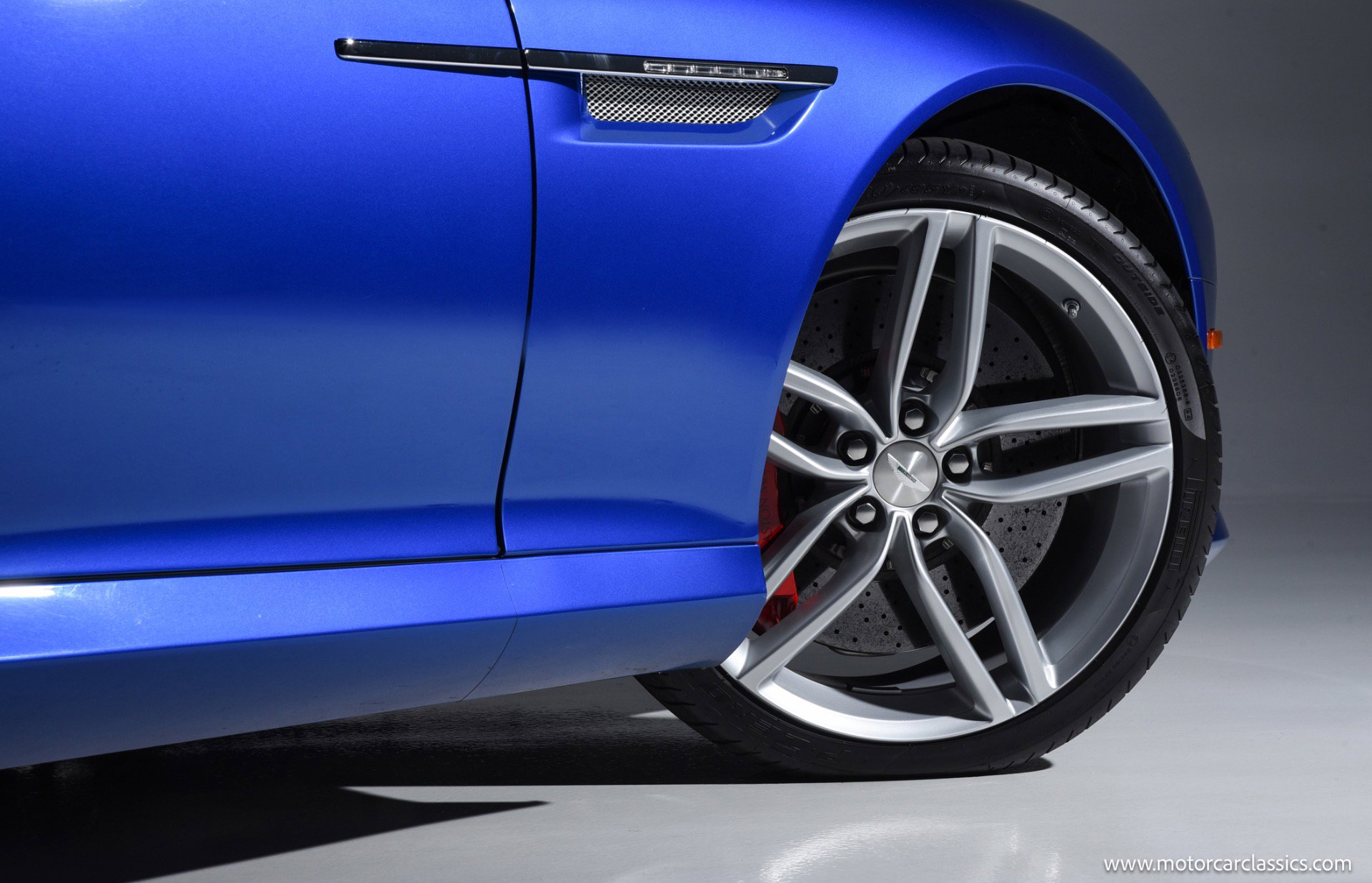 Used 2014 Aston Martin DB9 Volante image 13