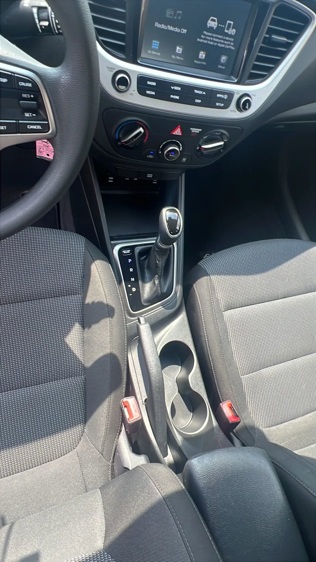 Used 2022 Hyundai Accent SEL image 24