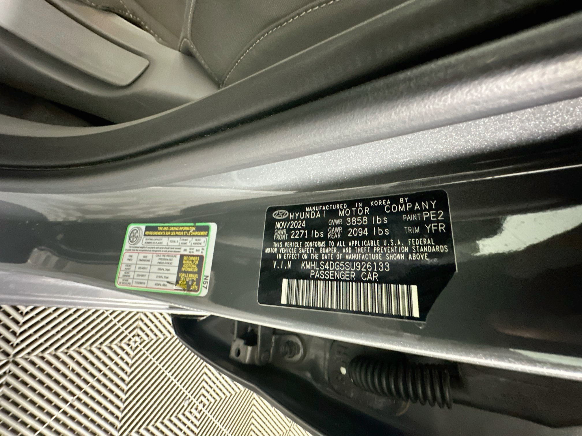 Used 2025 Hyundai Elantra SEL FWD image 12