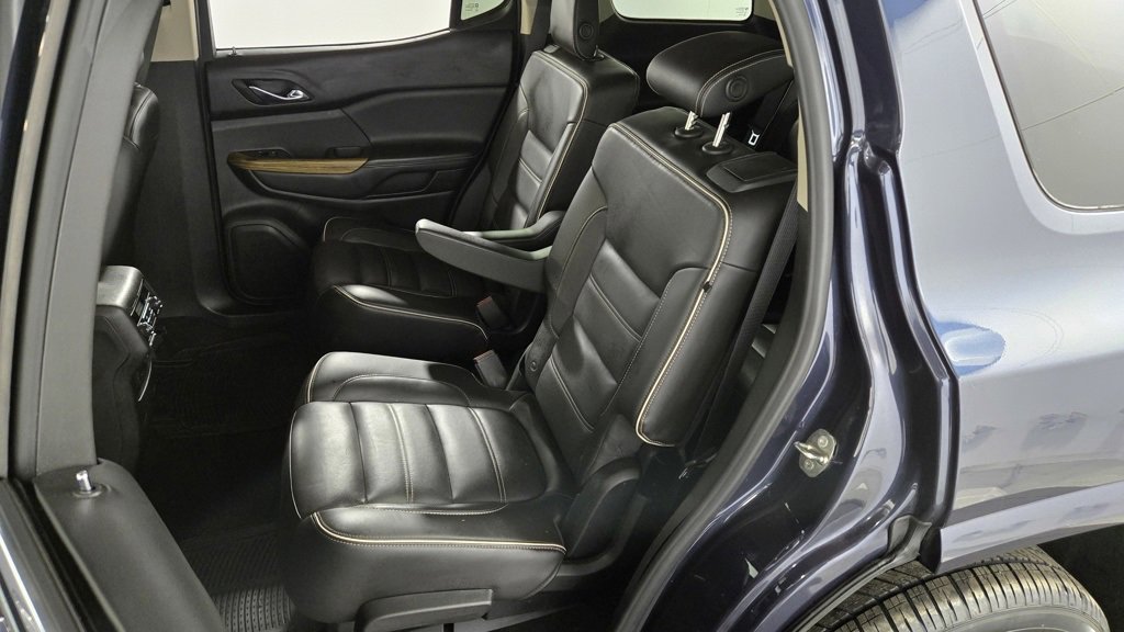 Used 2018 GMC Acadia Denali w/ LPO, Cargo Package image 20