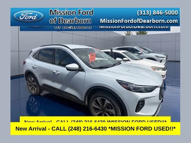 Used 2025 Ford Escape Platinum