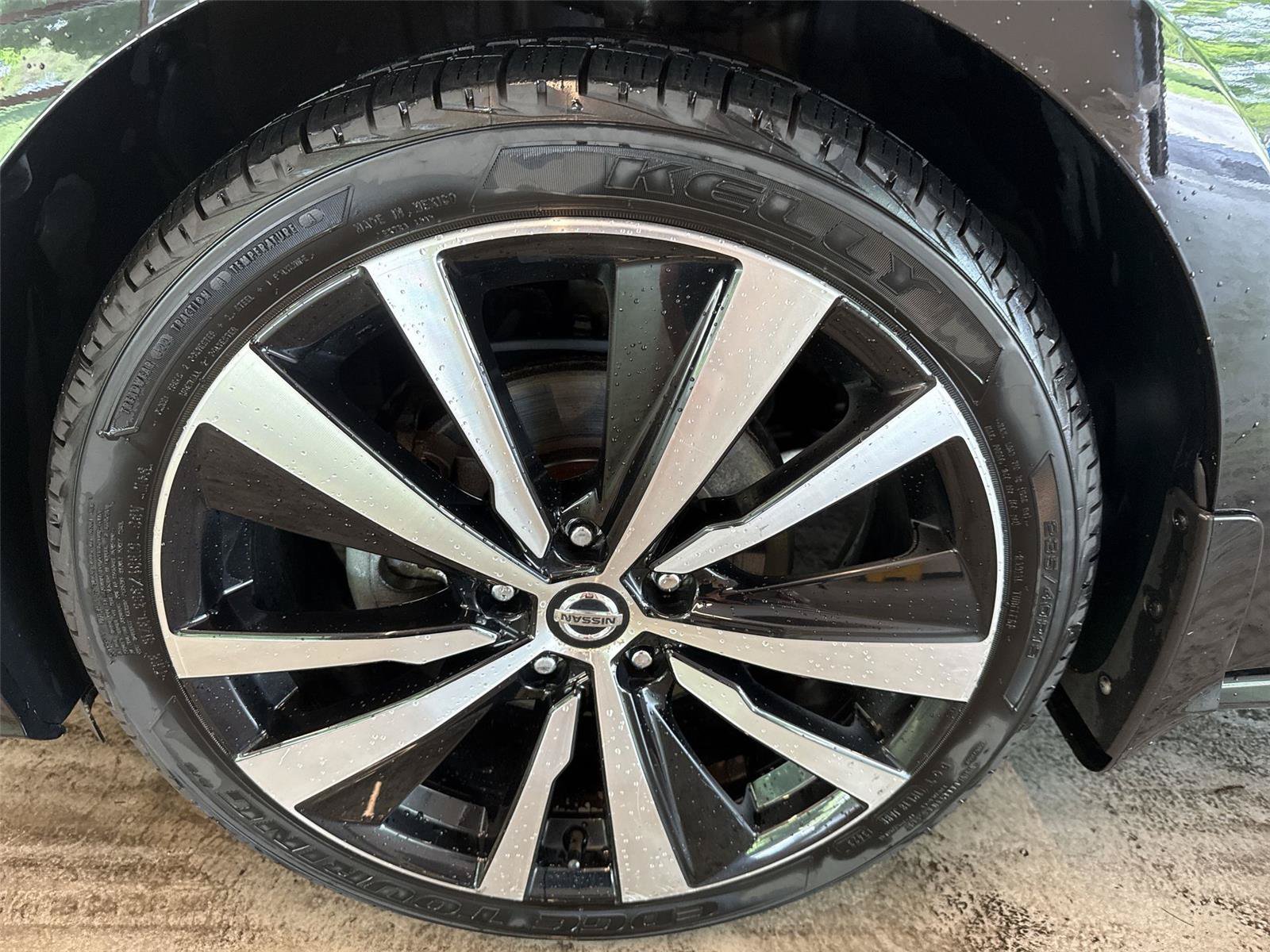 Used 2019 Nissan Altima 2.5 SR w/ SR Premium Package AWD/4WD image 19
