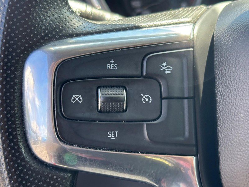 Certified 2024 Chevrolet Blazer LT w/ Convenience Package FWD image 17