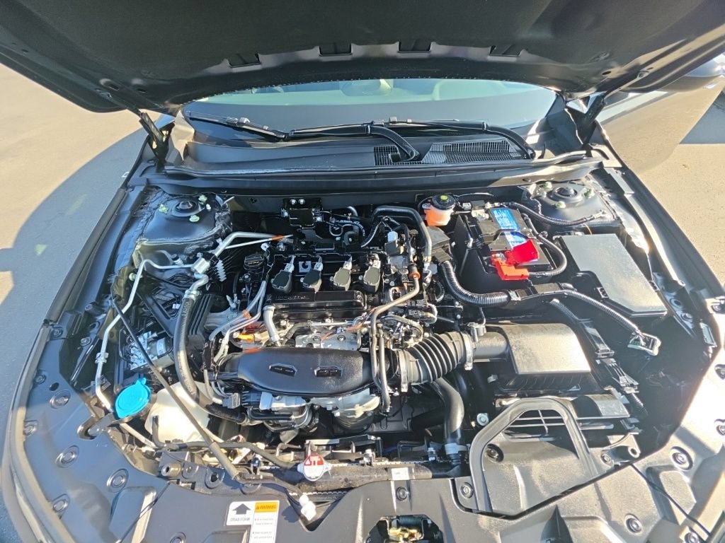 Used 2025 Honda Accord SE image 10